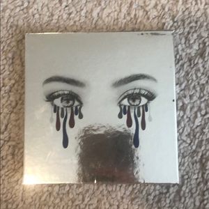 Kylie Cosmetics 2016 holiday palette